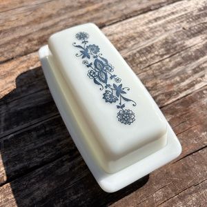 Pyrex Vintage Butter Dish